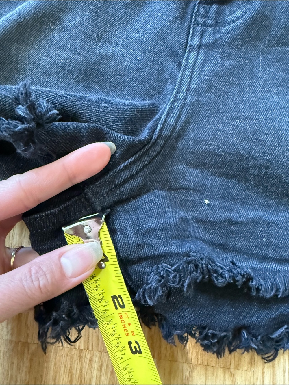 Abound Black Frayed Hem Distressed Denim Shorts- Size 31 - Picture 9 of 12